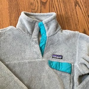 Patagonia snap-t fleece. Size medium.